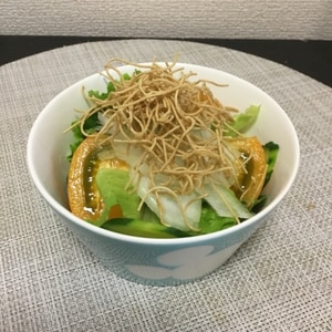 パリパリ麺入り！シーザーサラダ